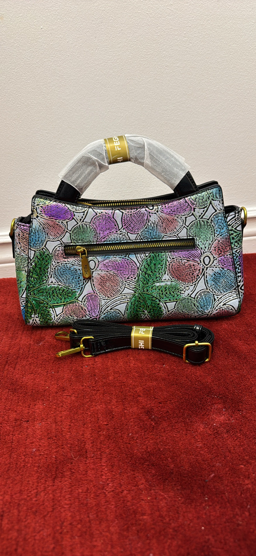 Women hand bag , extra strap included