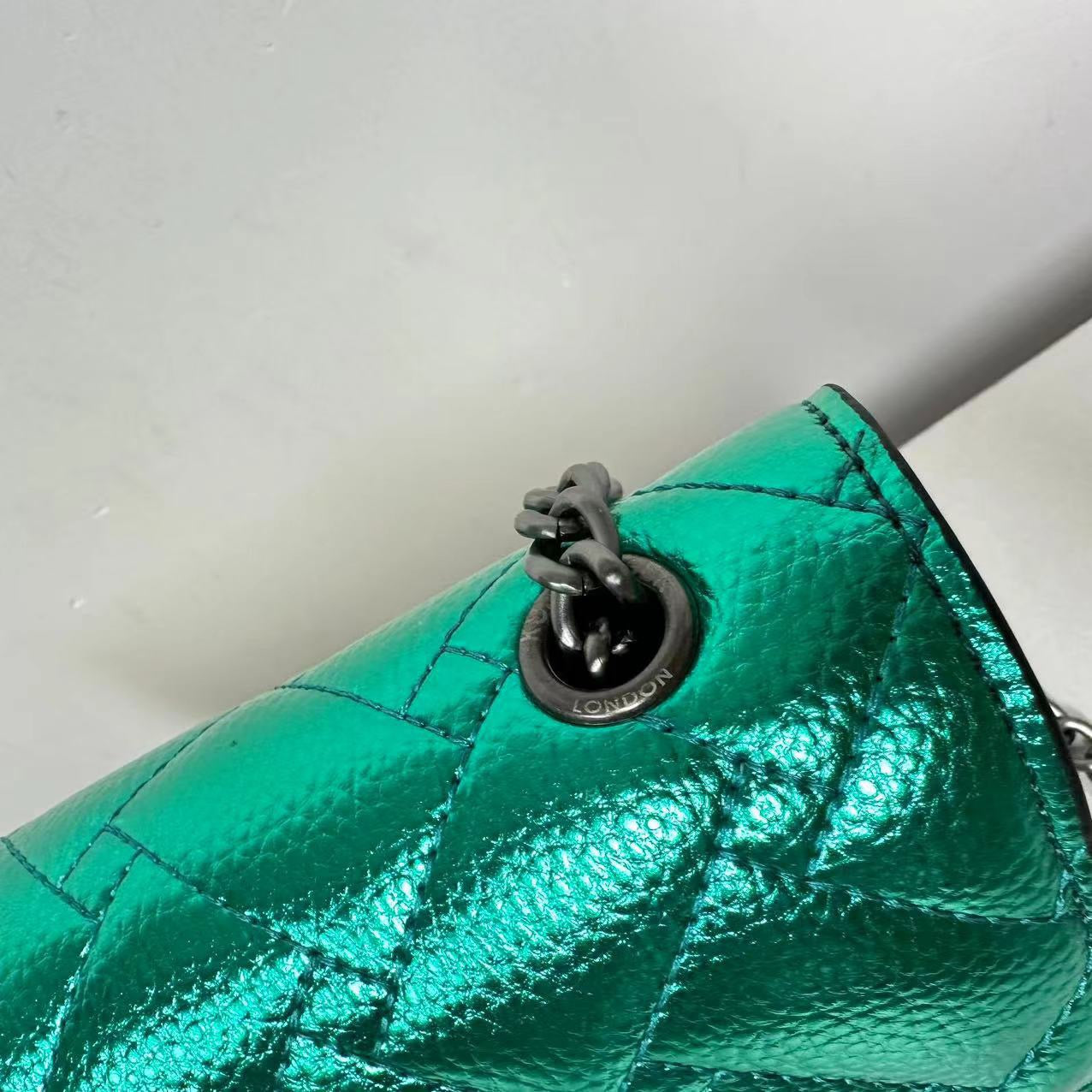 Kurt sling bag