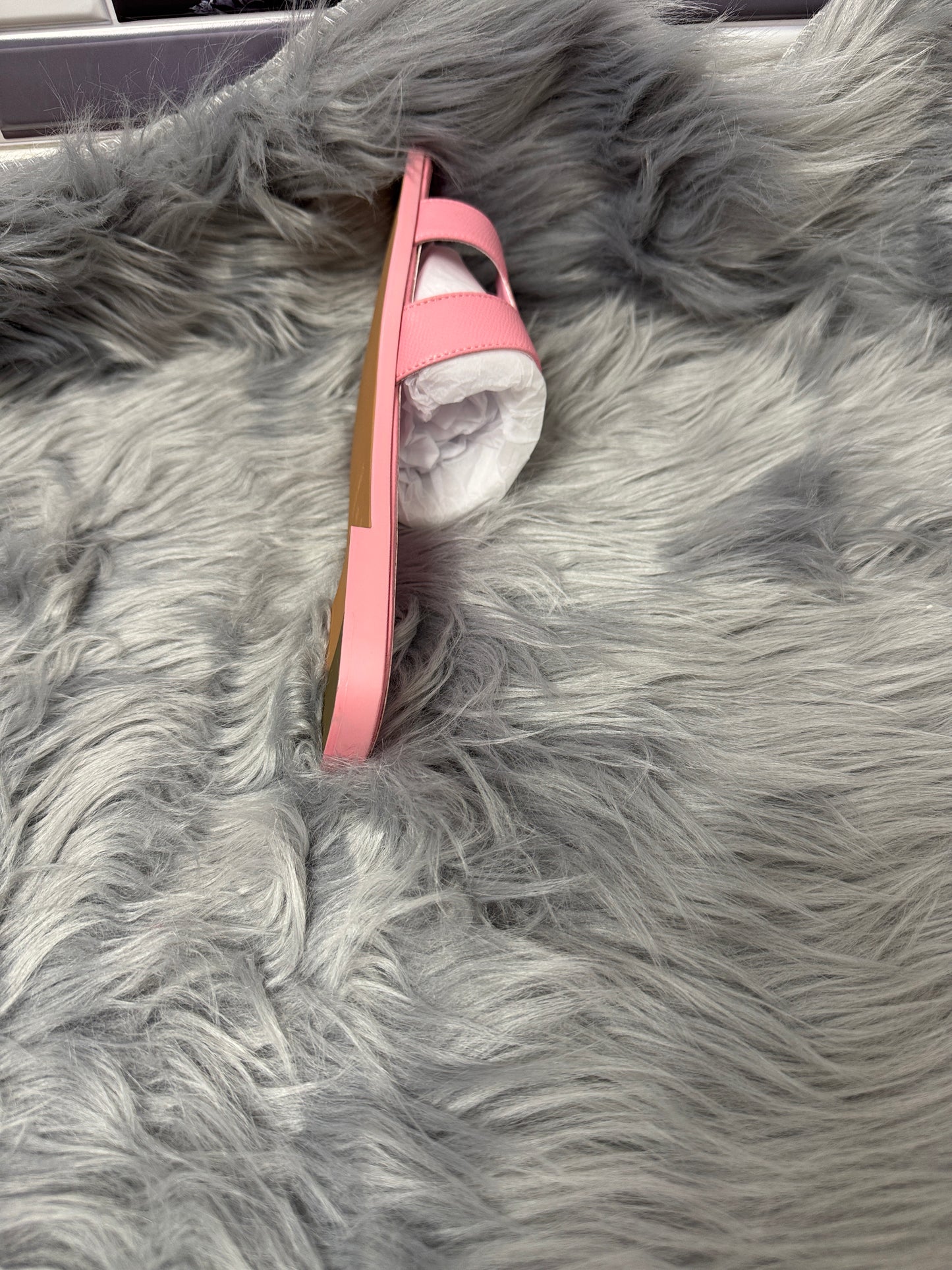 The H inspired slips