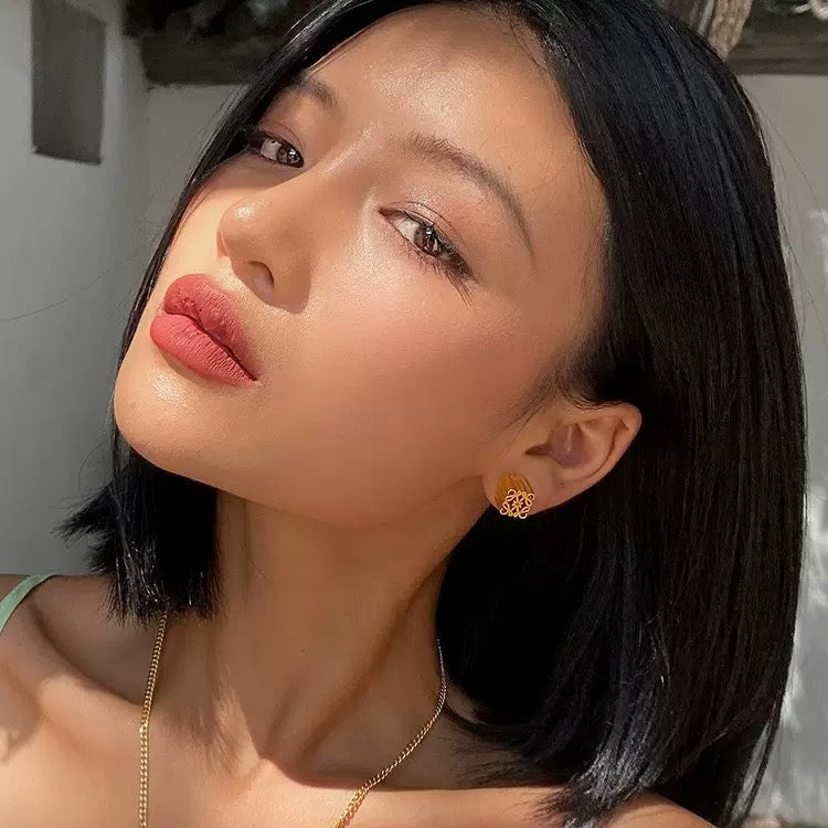 Women statement earrings