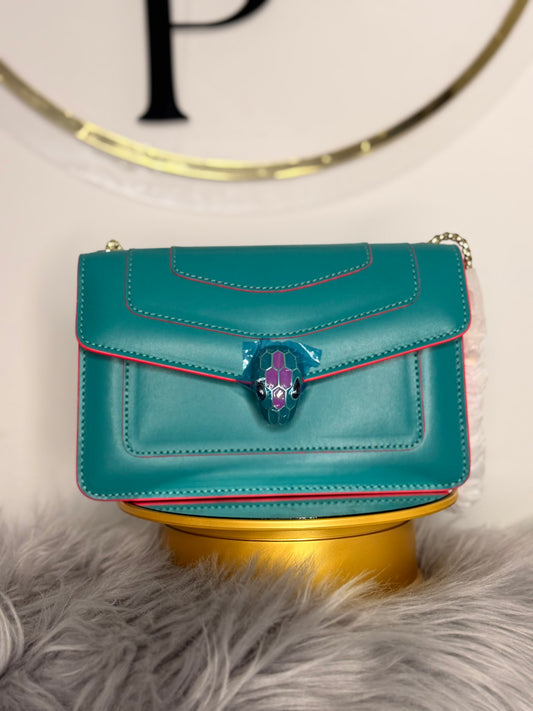 Kurt inspired no name bag