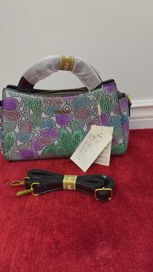 Women hand bag , extra strap included